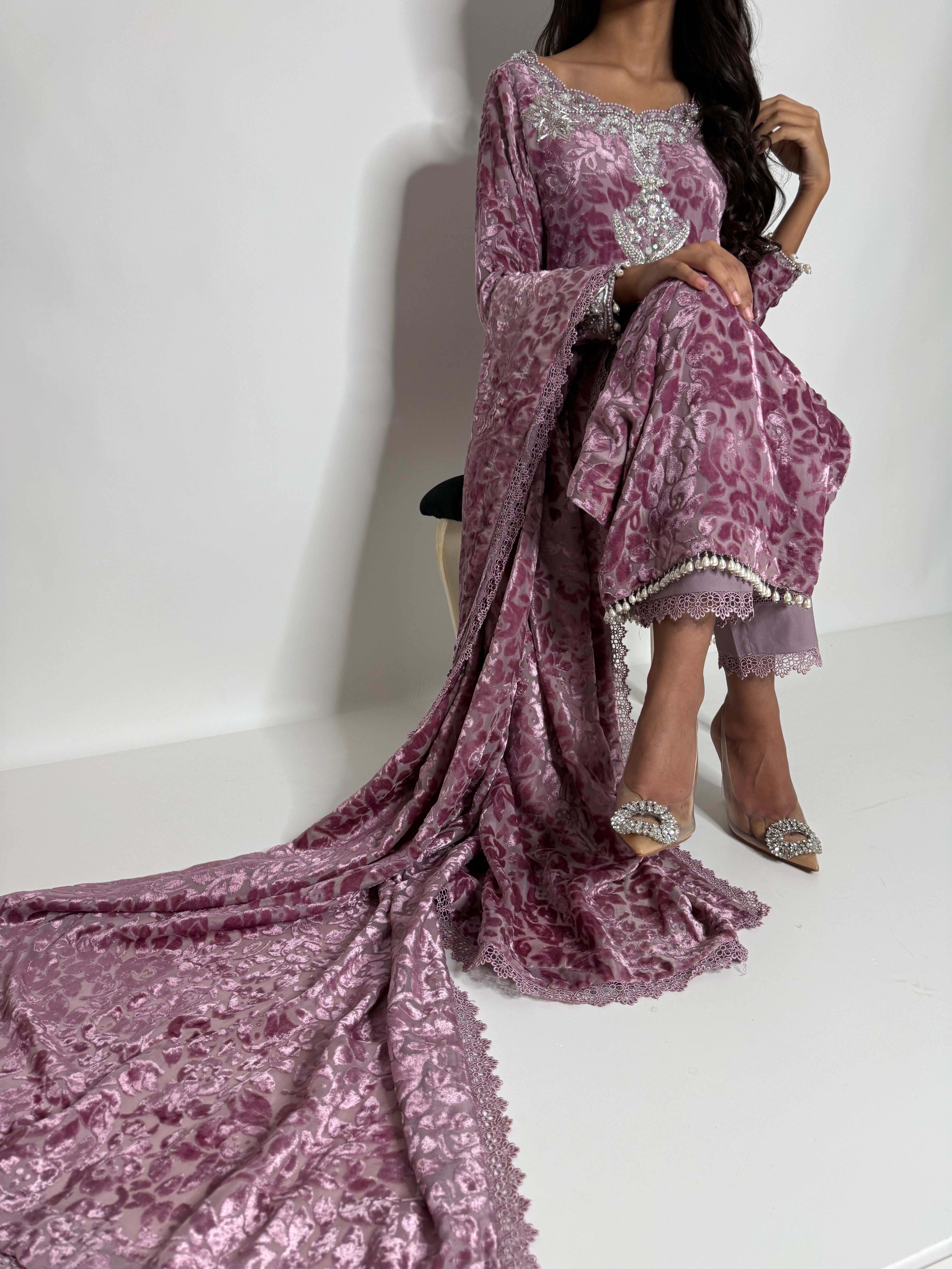 LILAC VELORIA PALACHI THREE PIECE SUIT UK