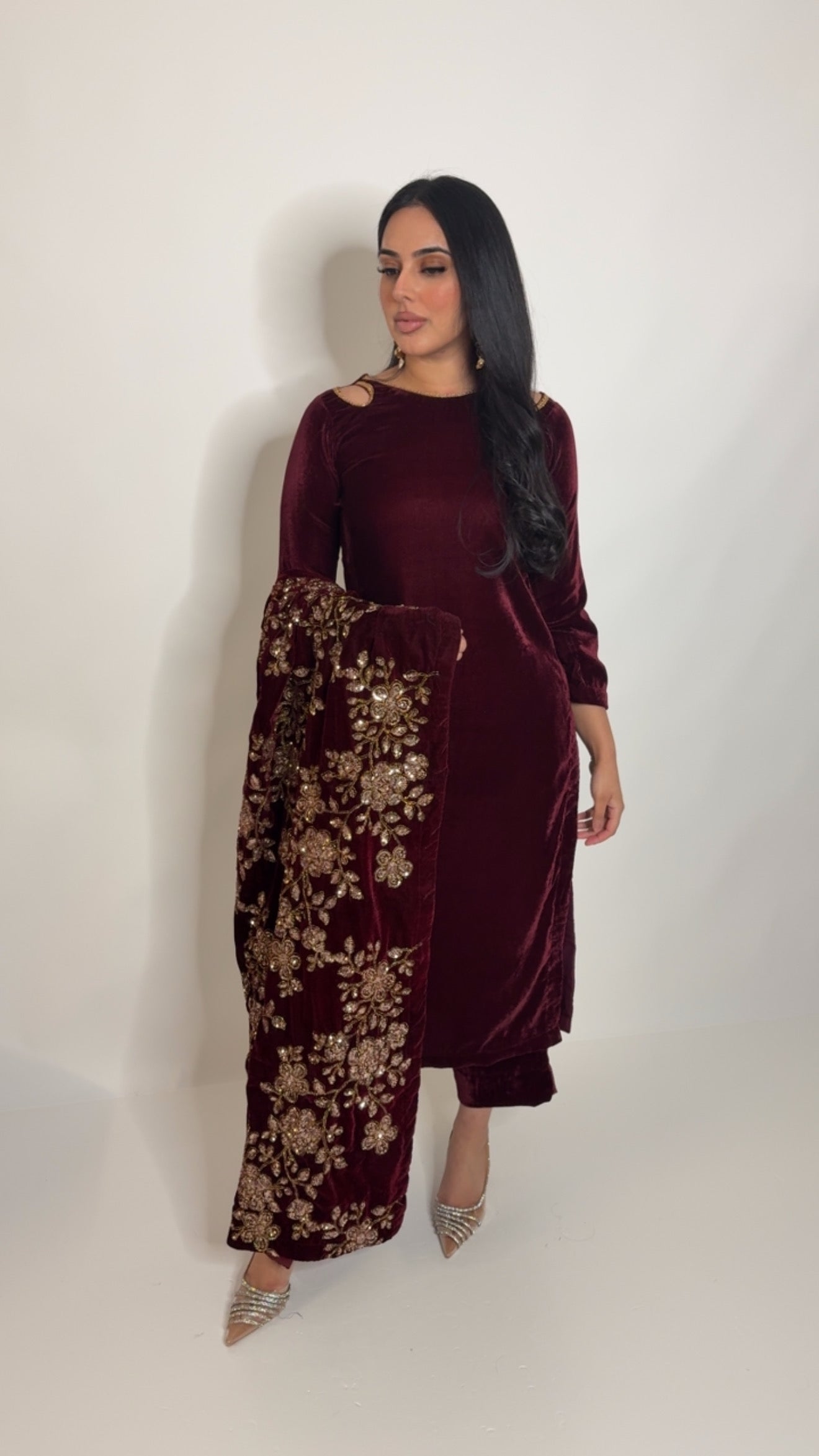 Velvet Flame – Deep Red & Gold Three Piece Pakistani Suit