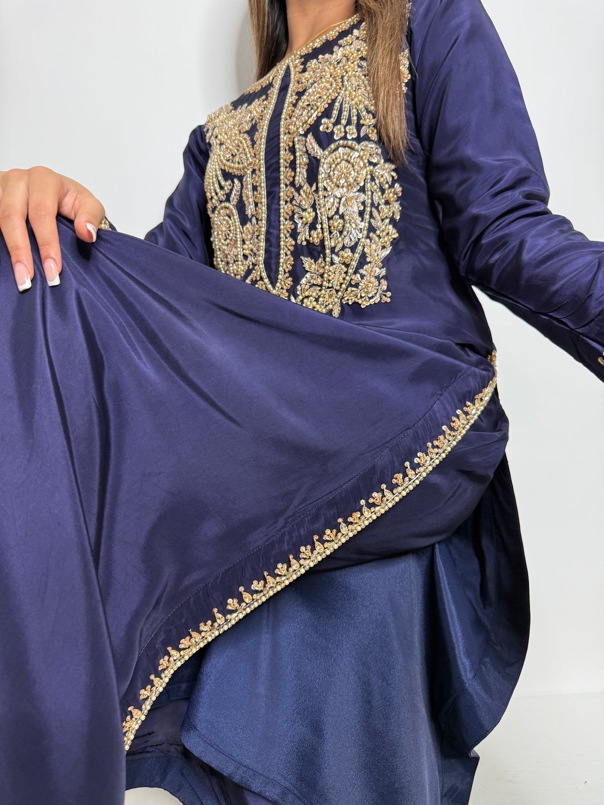 Étoile | Midnight Navy & Gold Embroidered Pakistani Suit