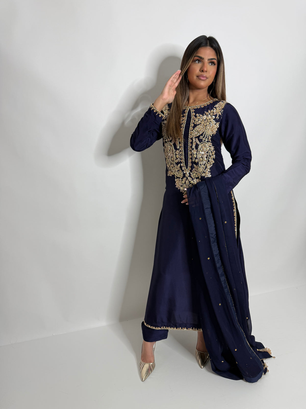 Étoile | Midnight Navy & Gold Embroidered Pakistani Suit