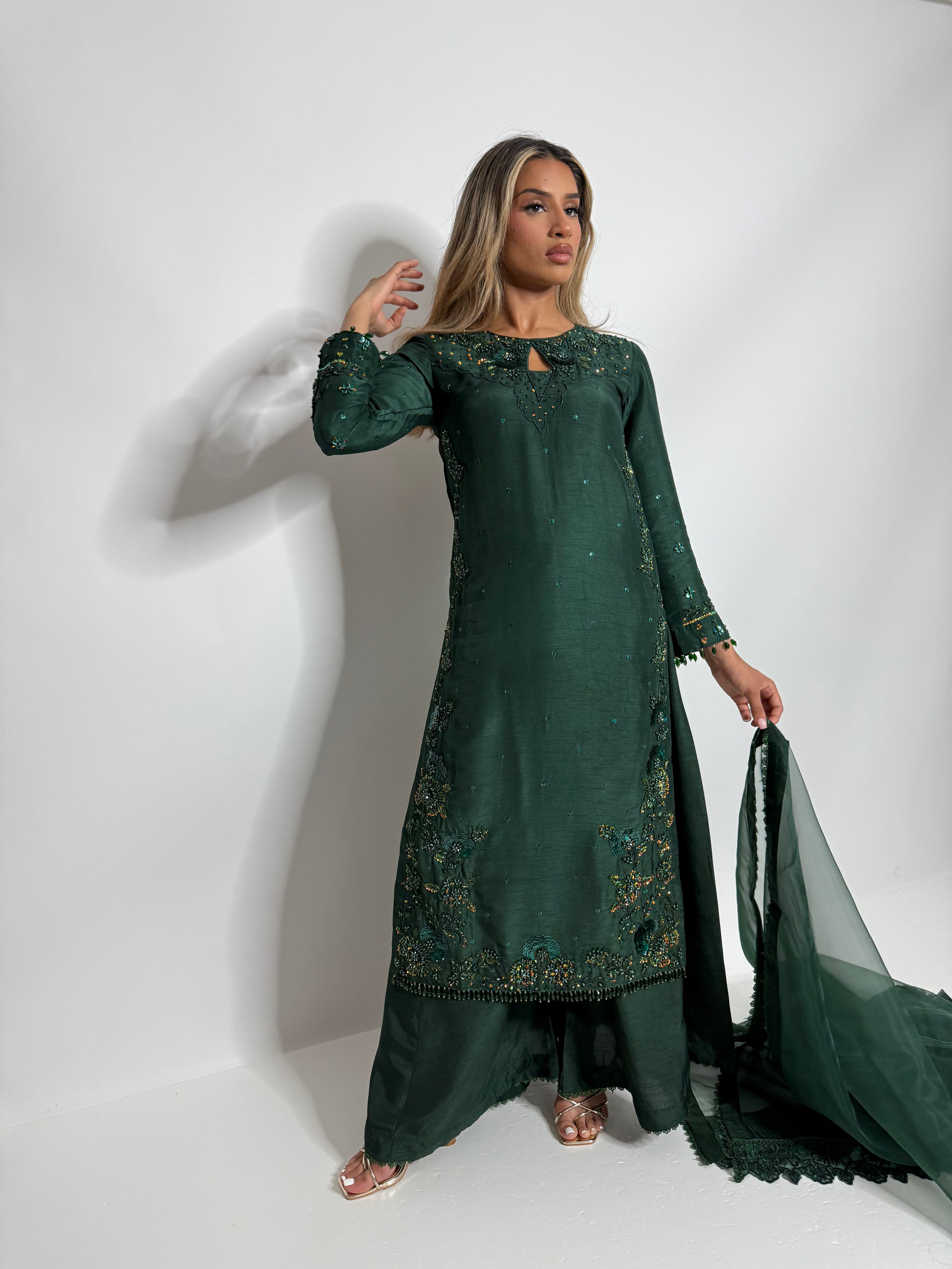 Emerald green raw silk Pakistani outfit with organza dupatta