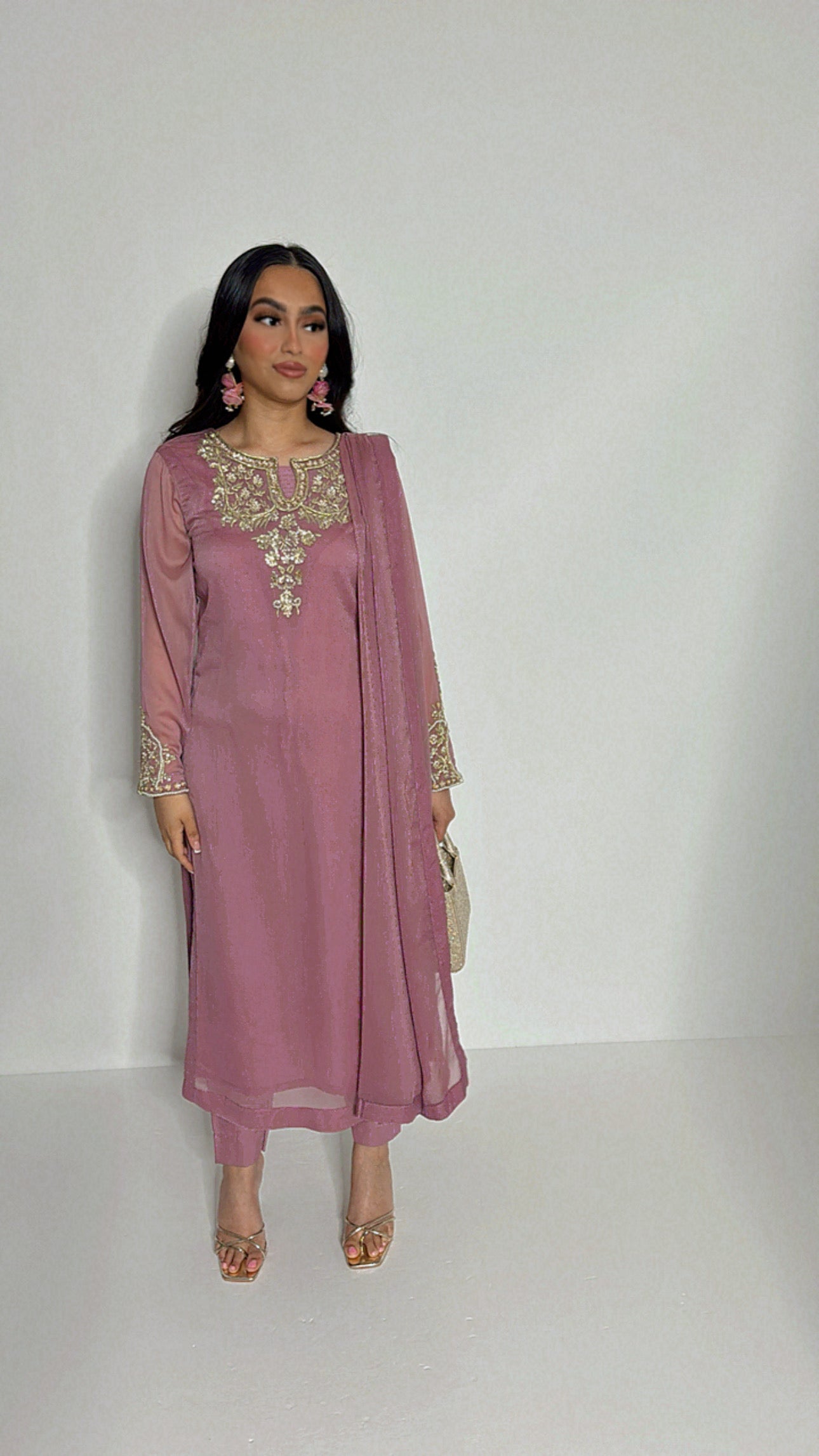 Sélene – Mauve Pink Chiffon Three Piece Pakistani suit