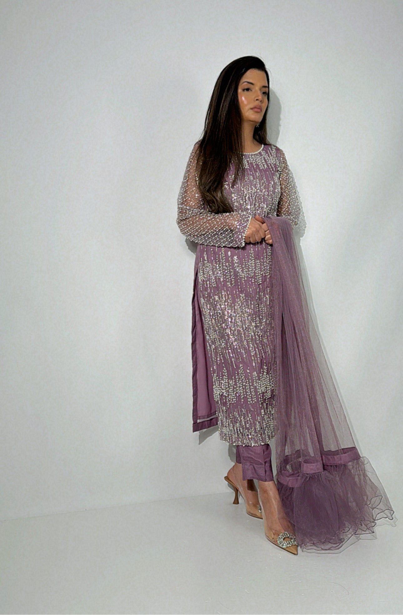 Pakistani wedding guest outfit 