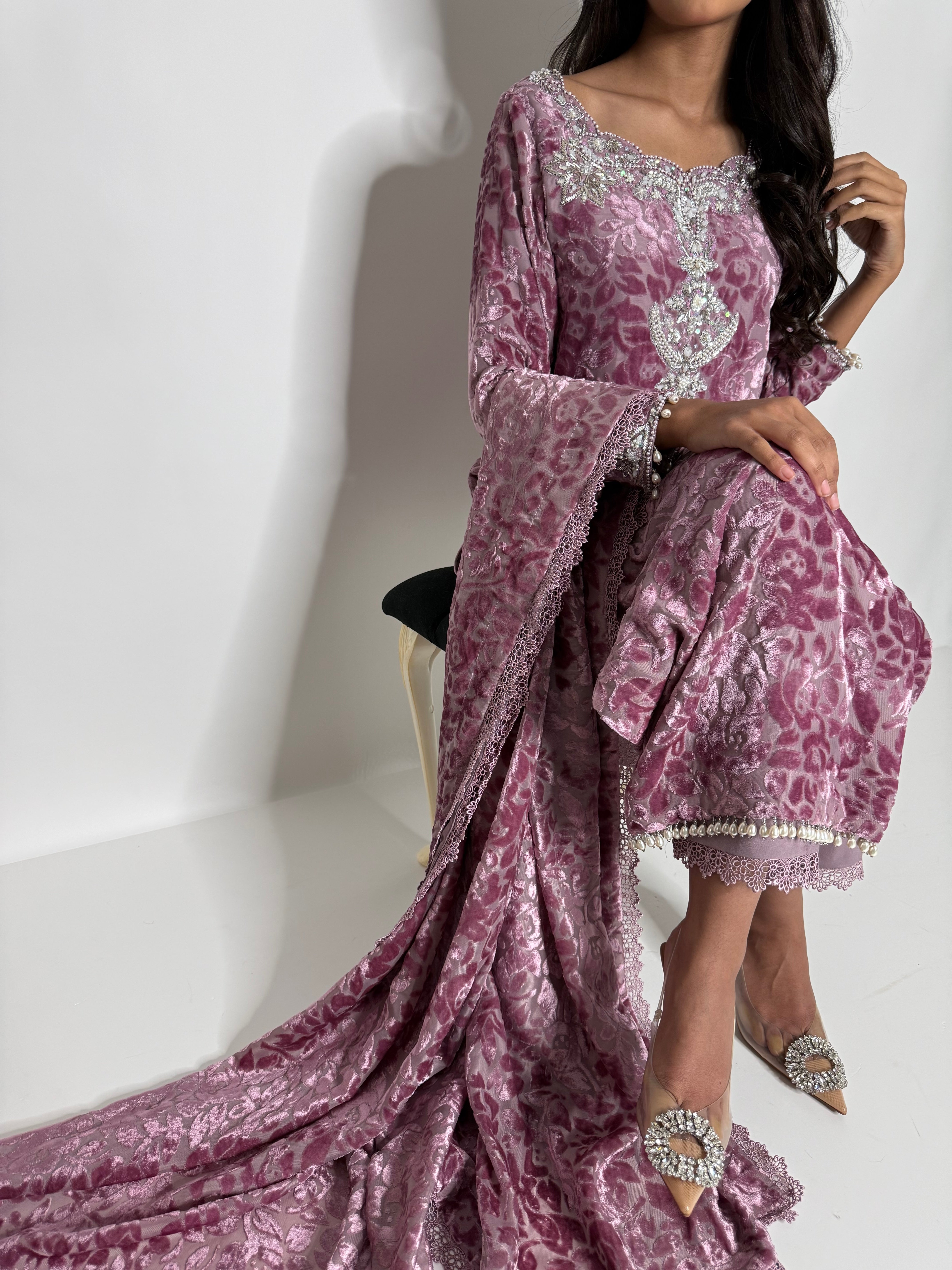 LILAC VELORIA PALACHI THREE PIECE SUIT UK