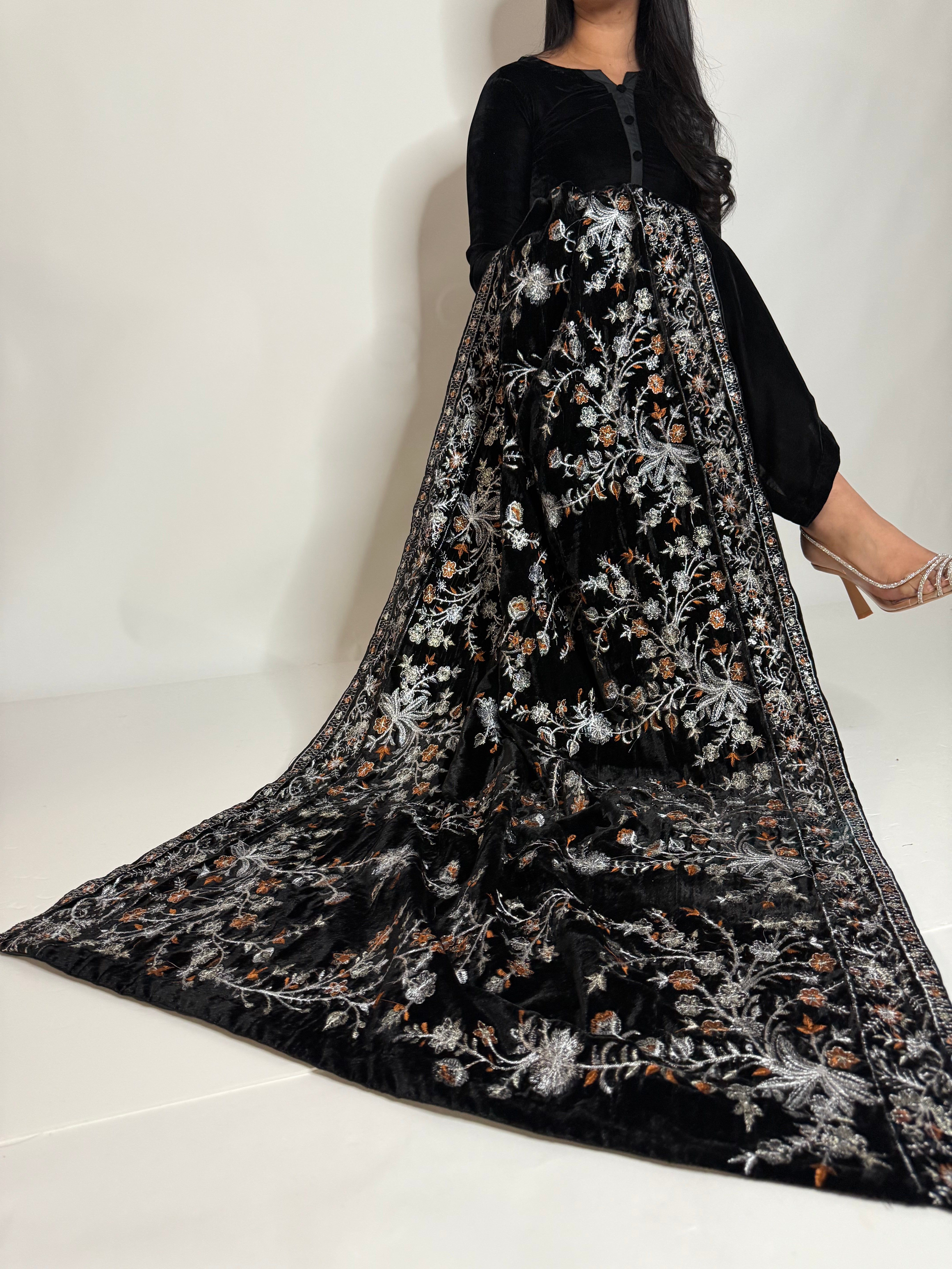 Velvet Noir – Black Velvet Three-Piece Suit with Silver Thread Shawl