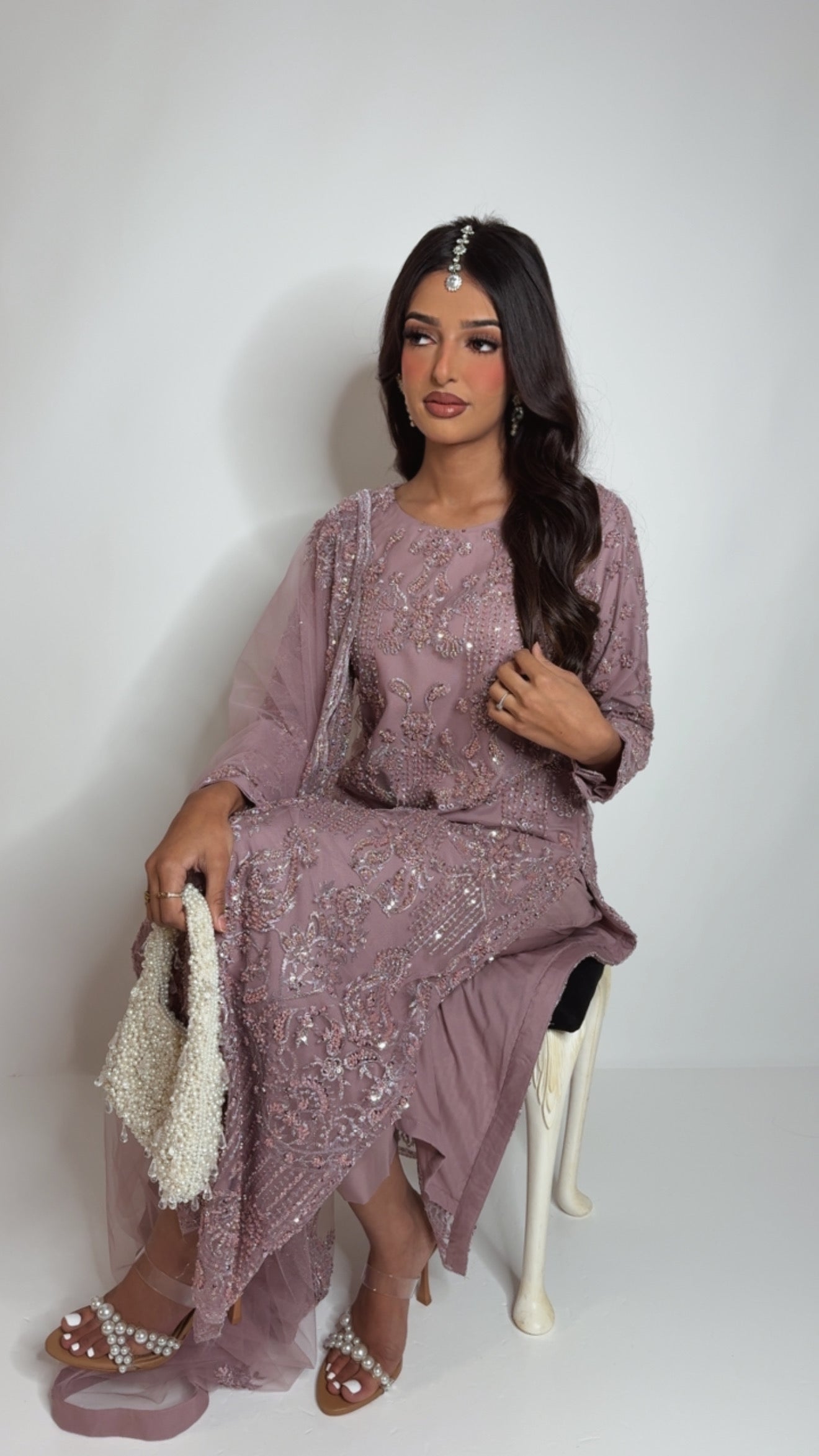 Sélene – Lilac Embroidered Three Piece Pakistani Suit