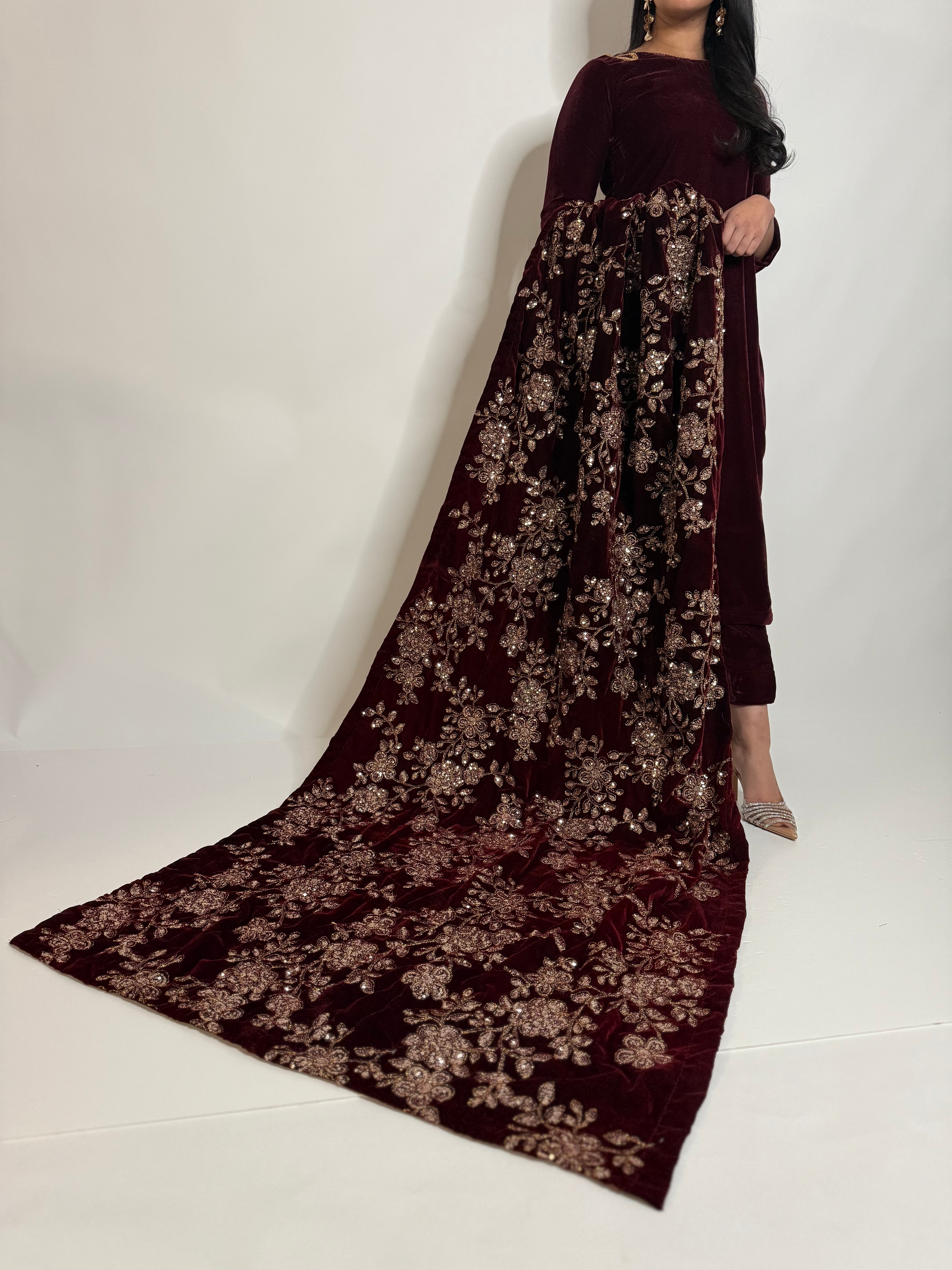 Velvet Flame – Deep Red & Gold Three Piece Pakistani Suit