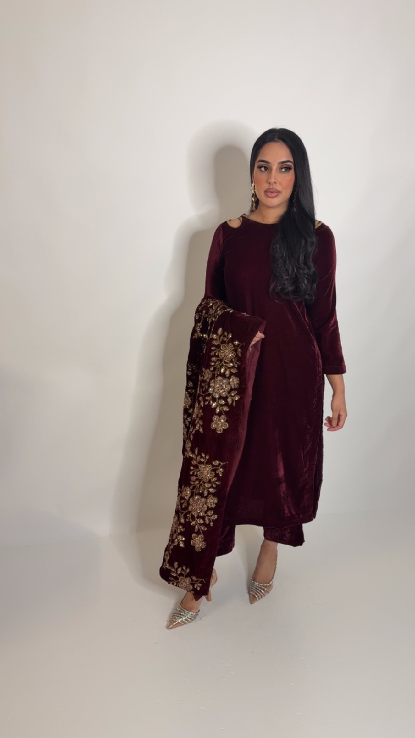 Velvet Flame – Deep Red & Gold Three Piece Pakistani Suit