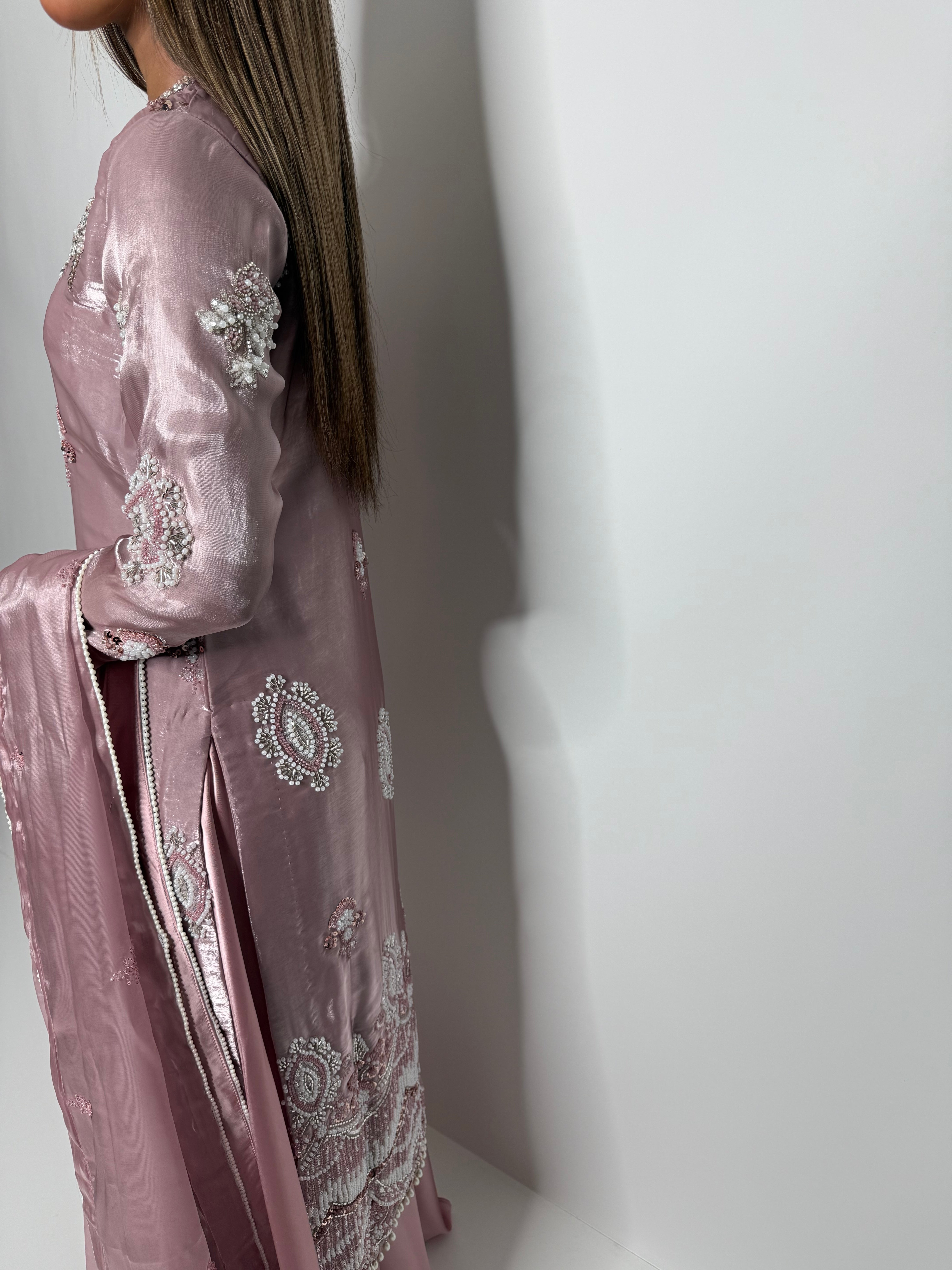 SILK CUTDANA OUTFIT READY TO WEAR