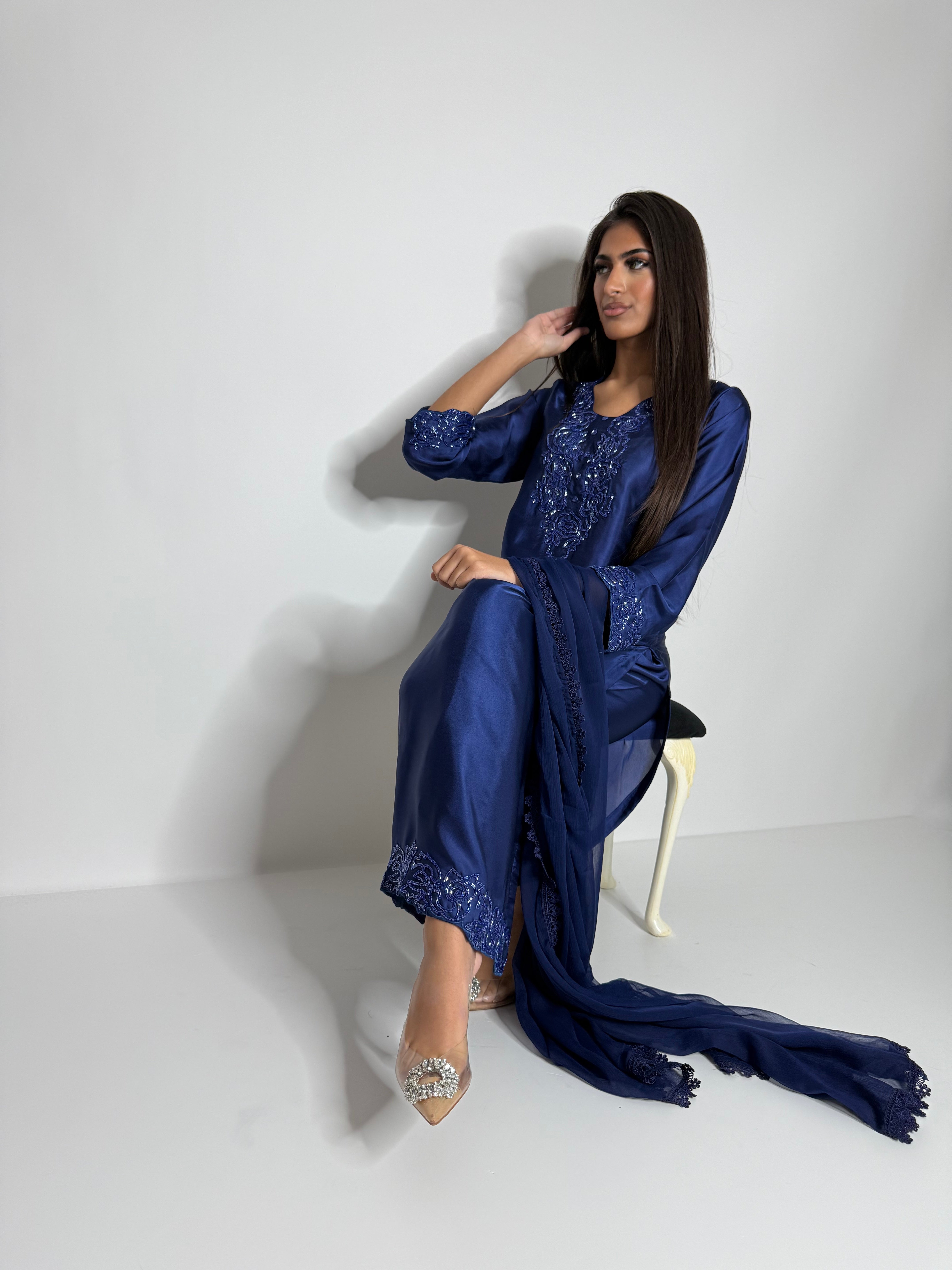 pakistani silk outfit for evening events